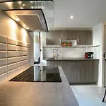 Republique Centre Apartamento