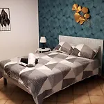 Republique Centre Apartamento